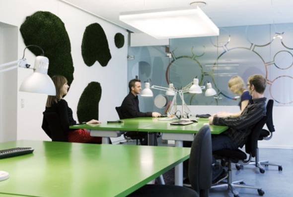 Simple-Trendy-Creative-Modern-Work-Area-Interior-Design-Of-Cubion-Office